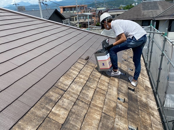 山梨県山梨市　屋根塗装・外壁塗装　化粧スレート屋根 (2)