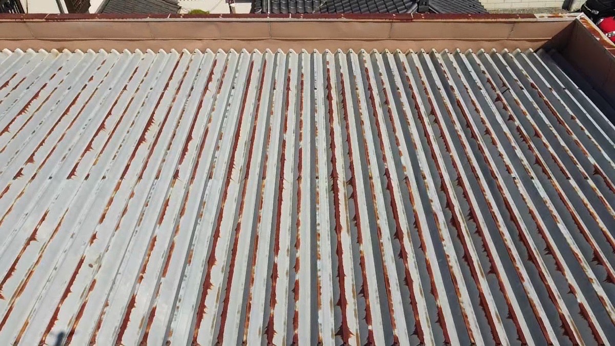 山梨県甲府市　アパート外壁・屋根塗装工事　施工目と足場設置