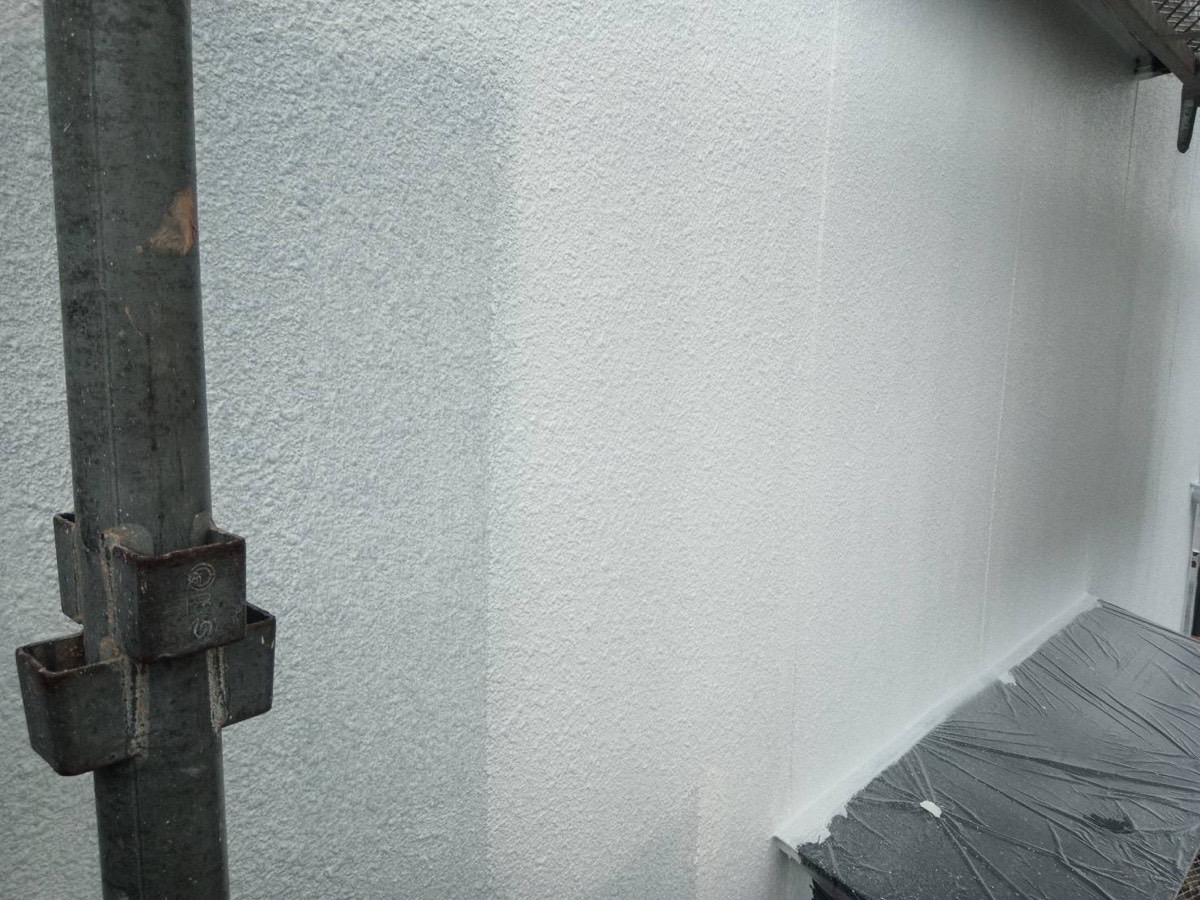 山梨県甲斐市　屋根・外壁塗装工事　外壁塗装の必要性は？10年サイクルが目安！