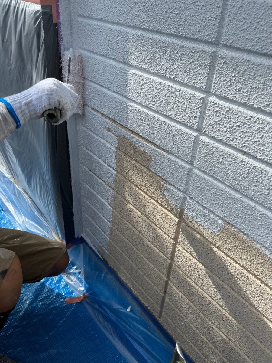 外壁塗装はどんな流れで工事が進む？作業内容や塗装の必要性、工事期間も解説！