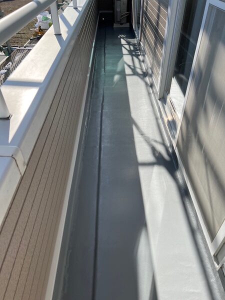 山梨県甲斐市　屋根・外壁塗装工事　ベランダ防水工事を行いました！