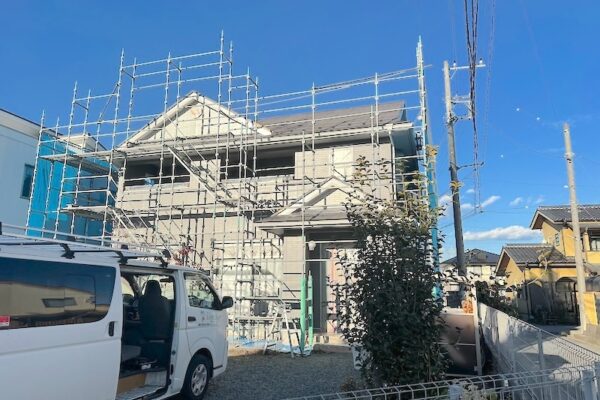 足場を設置する工事は他の工事もご一緒にご検討ください｜山梨県笛吹市