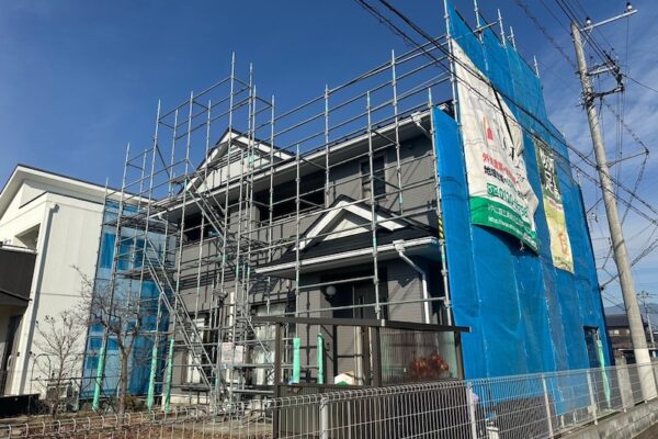 屋根と外壁を一緒に工事するメリットについて｜山梨県笛吹市
