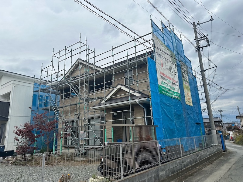 屋根と外壁を一緒に工事をするメリットについて｜山梨県笛吹市