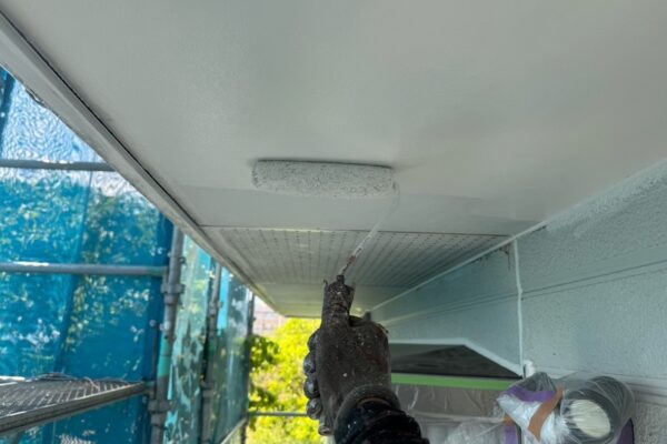 軒天井を透湿性の塗料で塗装しました！｜山梨県笛吹市