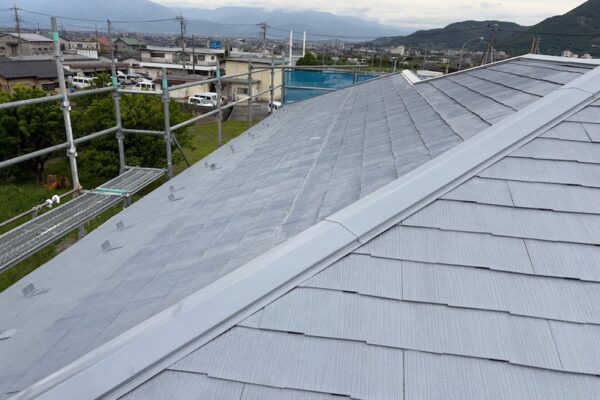 スレートの塗装に大事な縁切りとはどんな作業？｜山梨県笛吹市