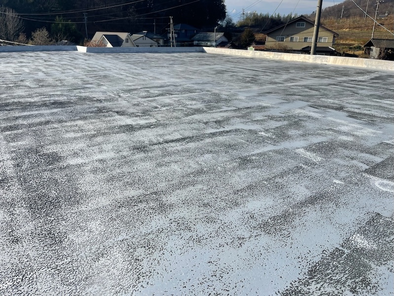 屋上・陸屋根の防水メンテナンスはなぜ必要?雨漏りリスクをゼロにできる対策